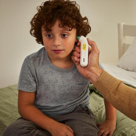 Braun IRT3515 Thermoscan Kulaktan Ateş Ölçer  - 4