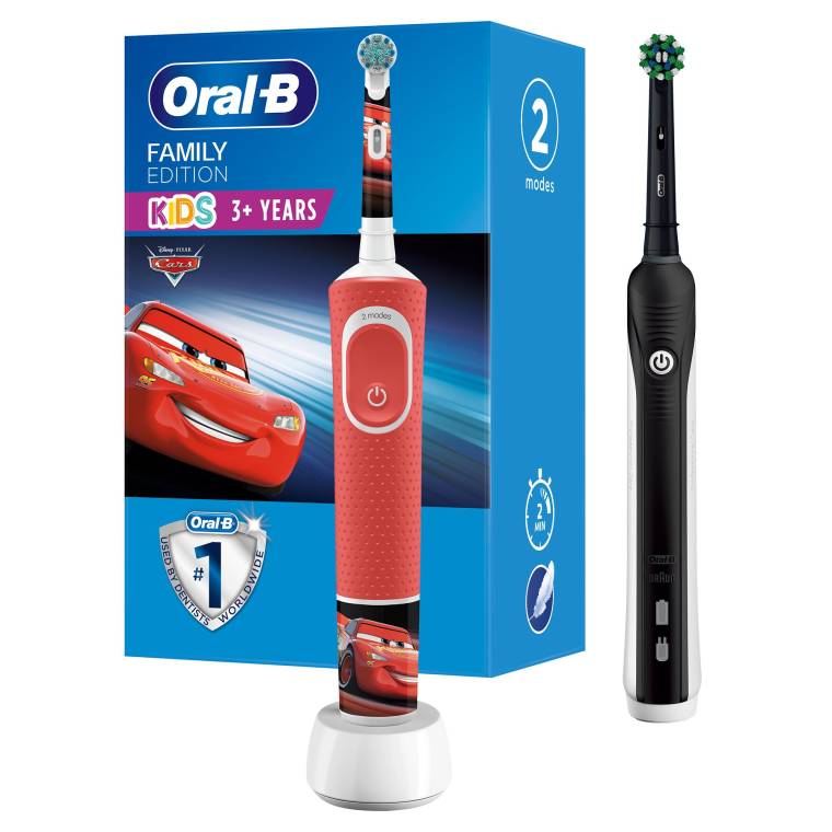 Oral-B Aile Paketi Pro Care 700 + D100 Cars Şarjlı Diş Fırçası - 1