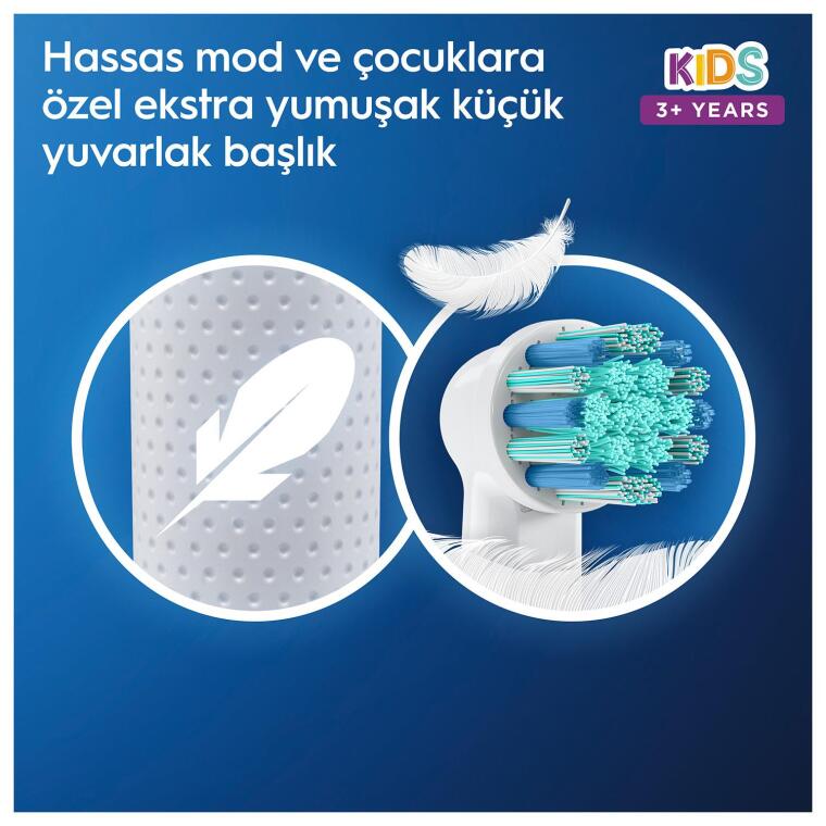 Oral-B D100 Vitality Spiderman Özel Seri Çocuklar İçin Ekstra Yumuşak Şarj Edilebilir Diş Fırçası + Seyahat Kabı  - 4