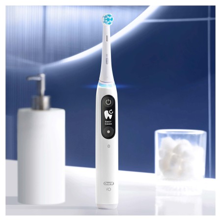Oral-B iO 6 Şarjlı Diş Fırçası - Beyaz - 7