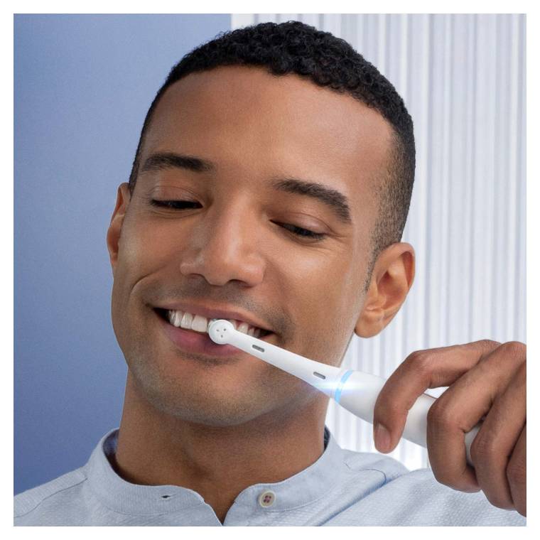Oral-B iO 7 Şarjlı Diş Fırçası - Beyaz - 6