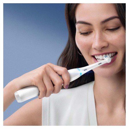 Oral-B iO 8 Şarjlı Diş Fırçası - Beyaz - Thumbnail
